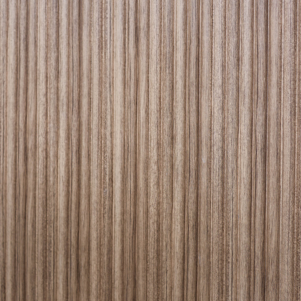 Teak Curvo 16